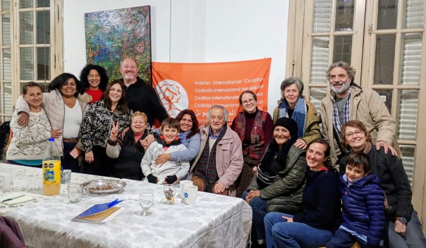 Argentina: Reflexión y reacción: acciones colectivas contra el cierre de las políticas públicas en materia de vivienda