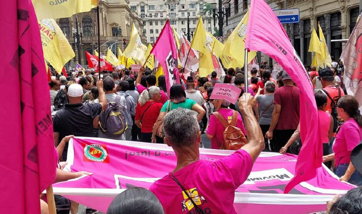 Revista “Autogestão em Movimento: os Mutirões da Leste 1” Revista “Autogestão em Movimento: os Mutirões da Leste 1”