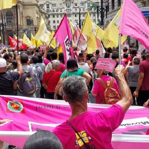 Revista “Autogestão em Movimento: os Mutirões da Leste 1” Revista “Autogestão em Movimento: os Mutirões da Leste 1”